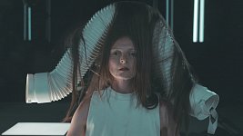 Eliška Brtnická: FISH EYE - performance trailer